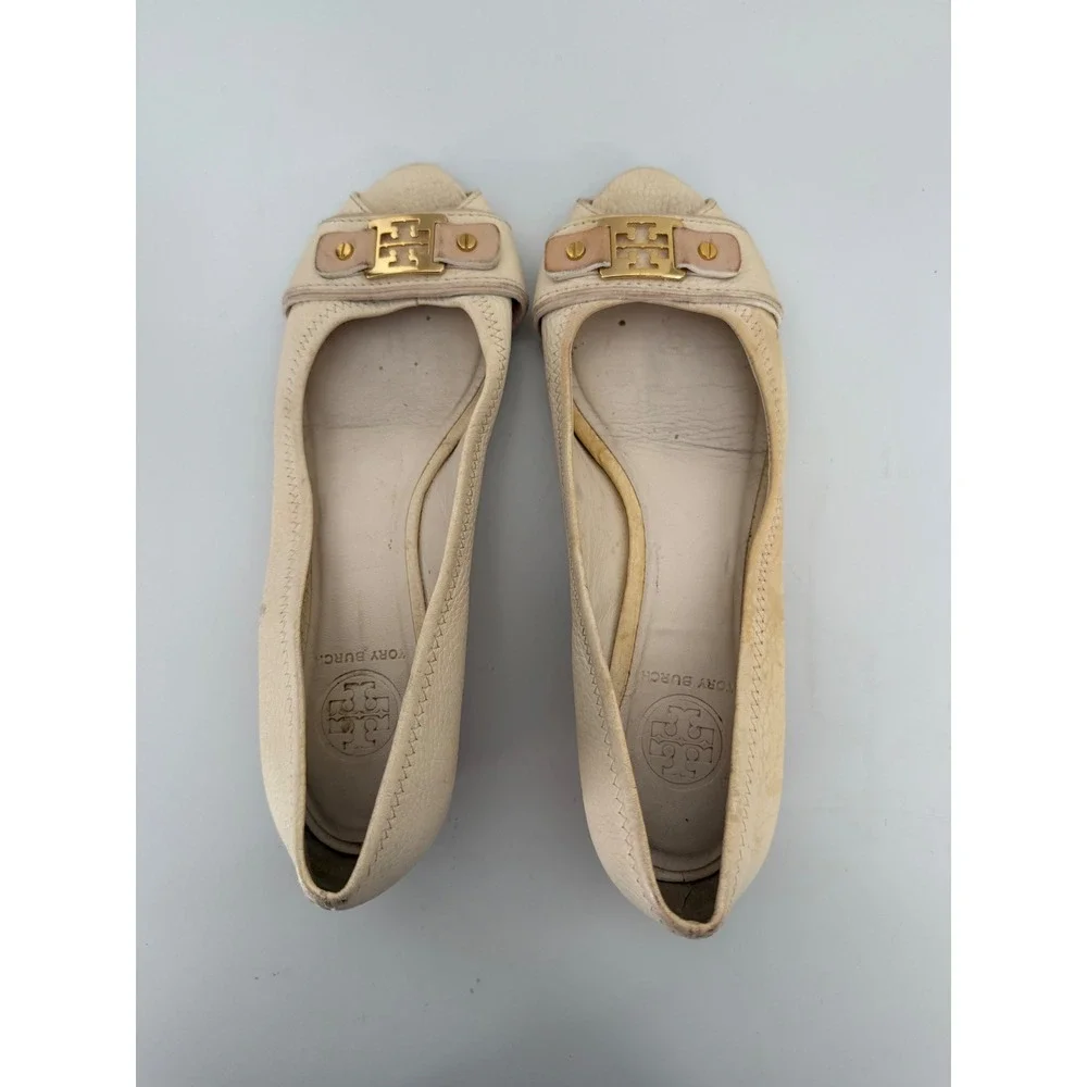 Tory Burch Cream Leather Peep Toe Cork Wedge Heels Gold Reva Logo Size 9.5 Flaw